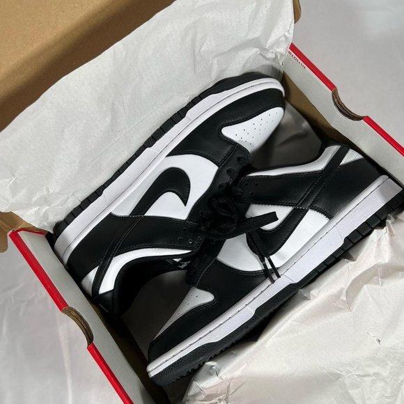 Nike Dunk Low "WORLD CHAMPS BLACK WHITE" - Picture 4 of 4